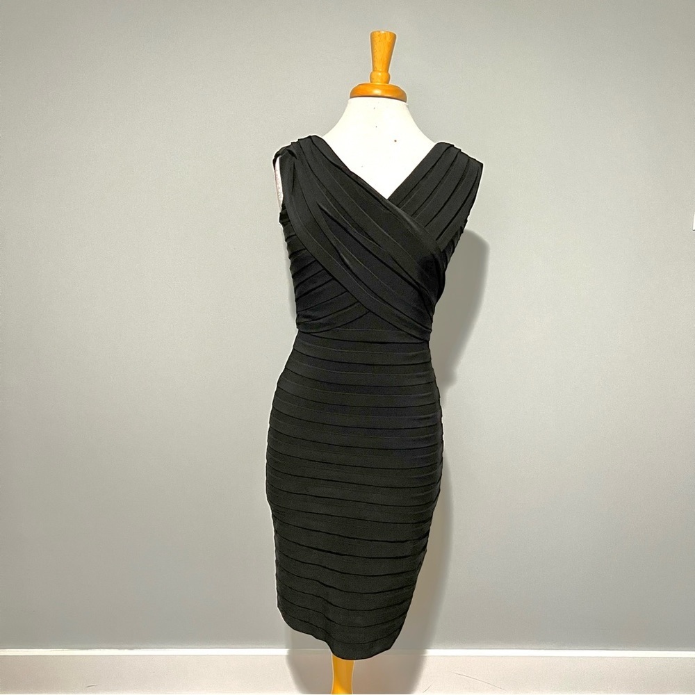 Adrianna Papell Black Sleeveless Bandage Cocktail Party Panel Dress Size 10 Pet